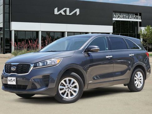 Used 2019 Kia Sorento AWD V6 image 1