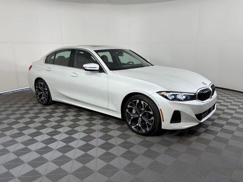 Certified 2025 BMW 330i Sedan image 6