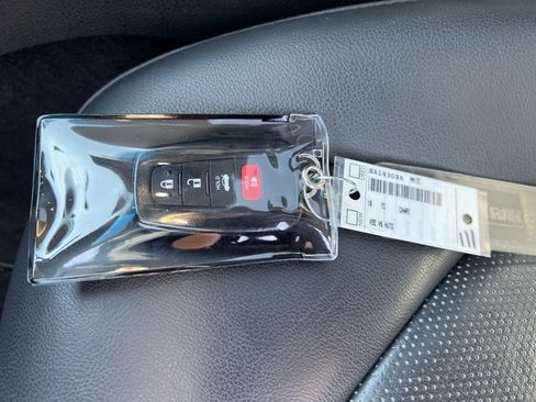 Used 2018 Toyota Camry XSE w/ Driver Assist Package image 38