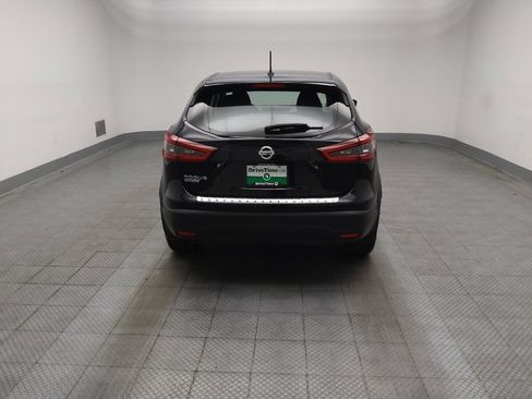 Used 2020 Nissan Rogue Sport S FWD image 7