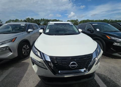 Used 2023 Nissan Rogue SV w/ SV Premium B Package FWD image 1