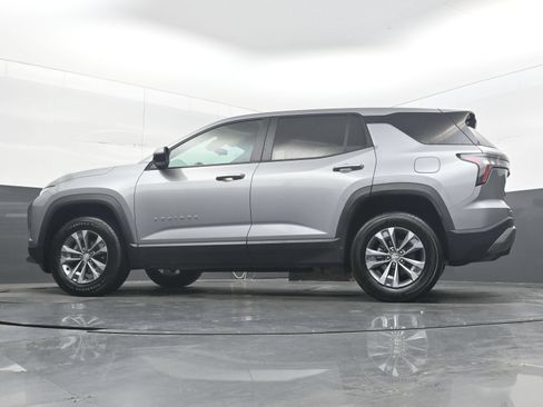 Used 2025 Chevrolet Equinox LT FWD image 32