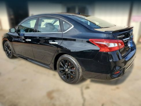Used 2017 Nissan Sentra SR Turbo w/ SR Midnight Edition FWD image 9