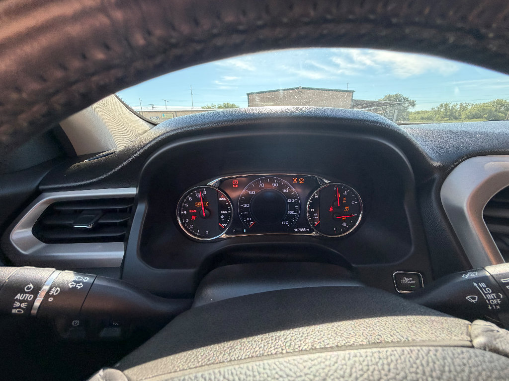 Used 2019 GMC Acadia Denali w/ Technology Package AWD/4WD image 16