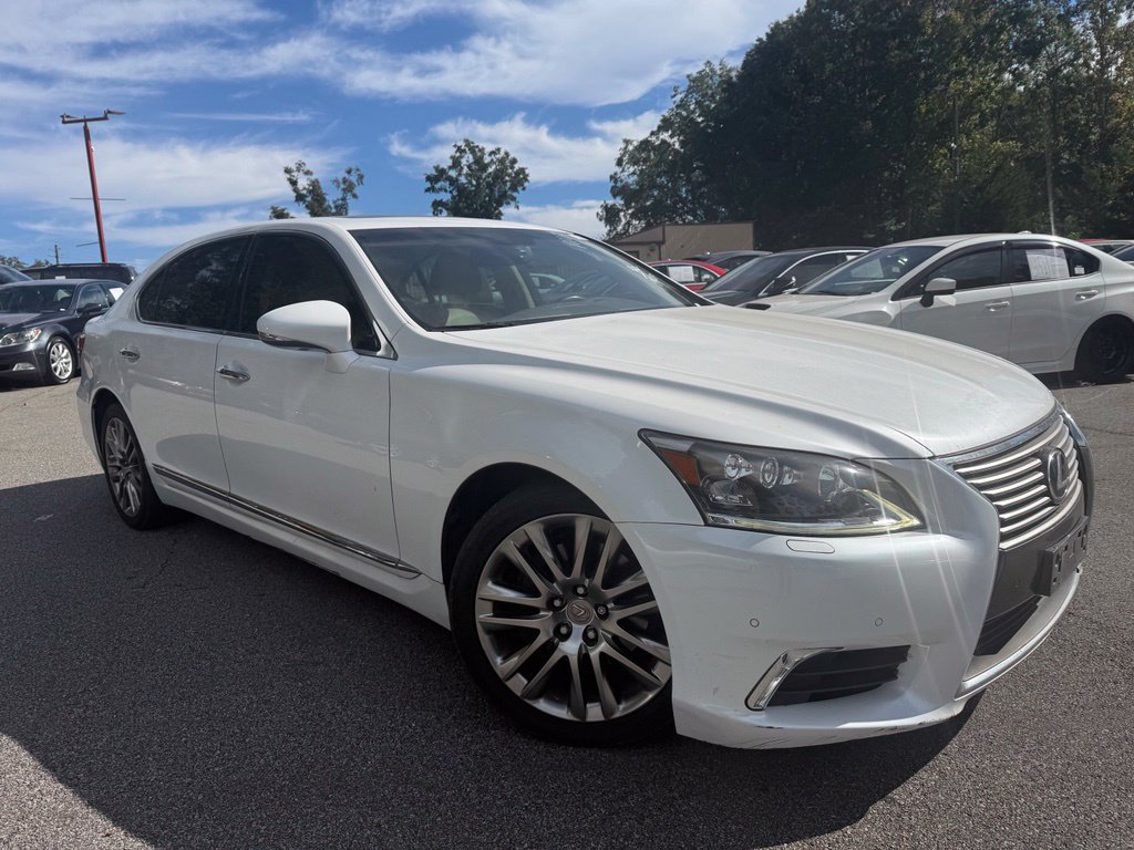 Used 2015 Lexus LS 460 L RWD image 2