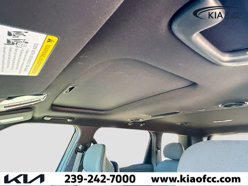 New 2027 Kia Telluride S image 28