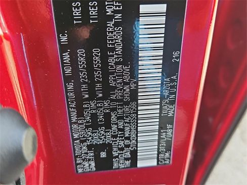 Used 2025 Toyota Highlander Platinum image 23