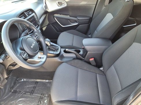 Used 2023 Kia Soul LX w/ Option Group 015 image 11