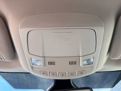 Used 2024 Ford Edge SEL image 15