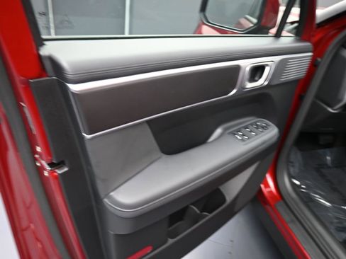 Certified 2025 Hyundai Santa Fe SEL image 13