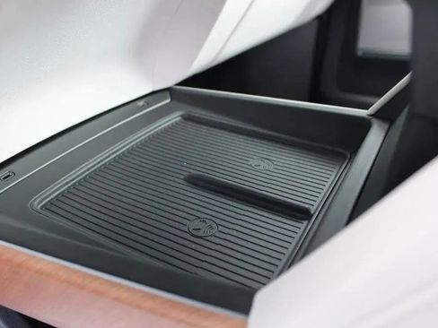 New 2026 Cadillac Vistiq Luxury image 19