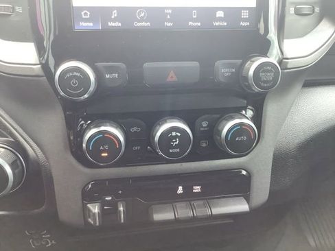 Used 2024 RAM 3500 Tradesman w/ Chrome Appearance Group image 21