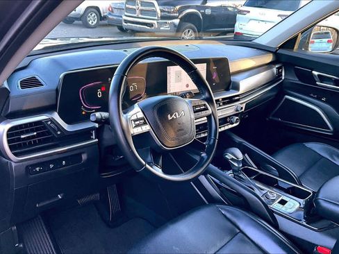 Used 2023 Kia Telluride LX image 15