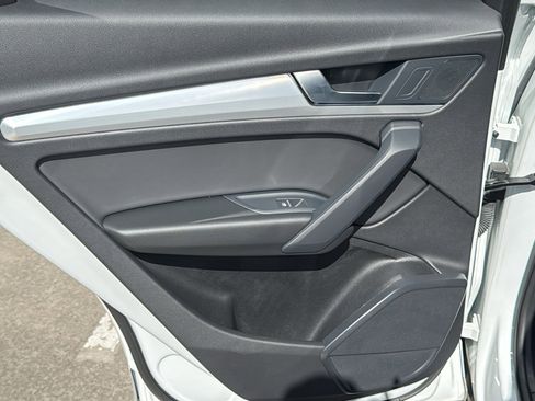 Certified 2024 Audi Q5 2.0T Premium w/ Convenience Package image 15