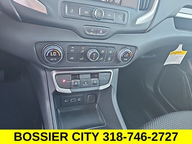 New 2024 GMC Terrain SLE w/ Driver Convenience Package FWD image 14