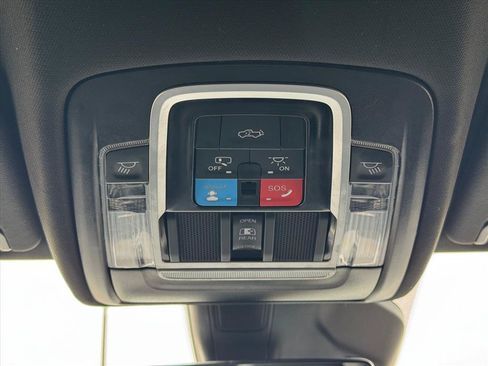 Used 2025 RAM 1500 Big Horn AWD/4WD image 15