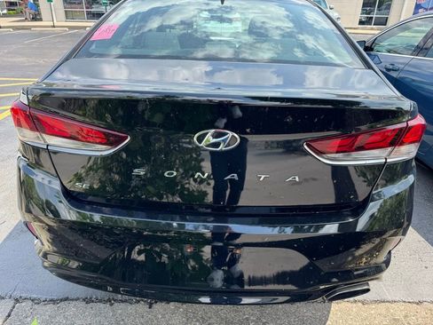 Used 2019 Hyundai Sonata SE w/ Cargo Package FWD image 4