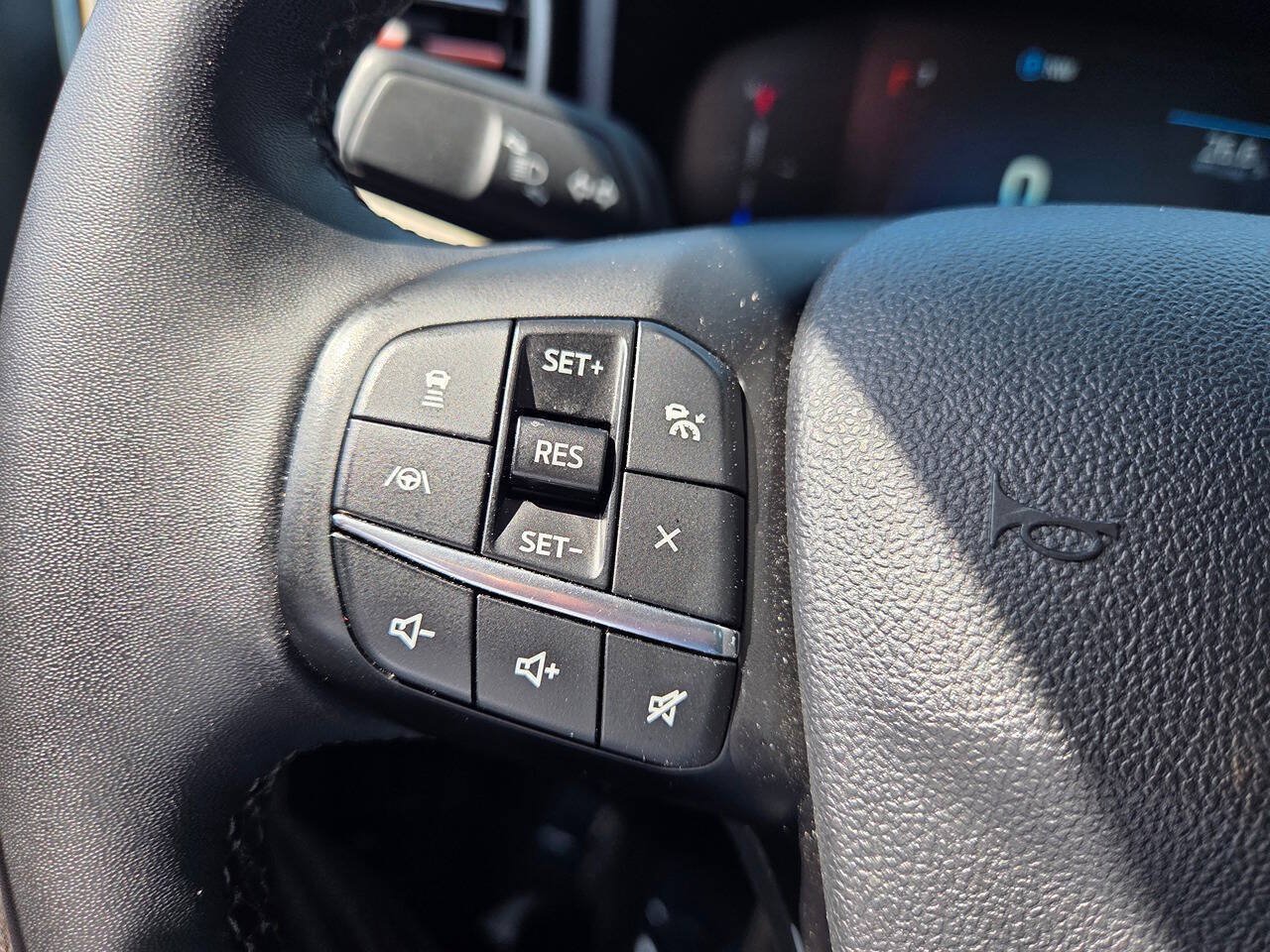 Used 2025 Ford Maverick Lariat AWD/4WD image 13