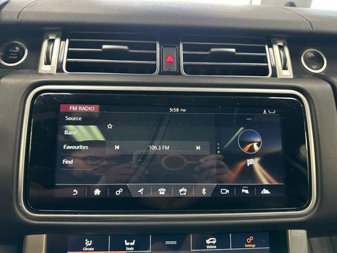 Used 2018 Land Rover Range Rover HSE image 58