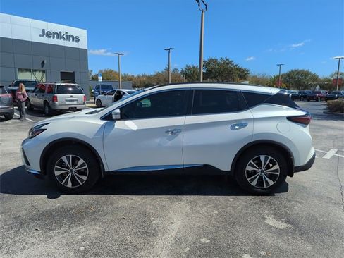 Certified 2024 Nissan Murano SV image 11