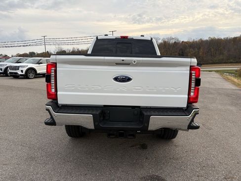 New 2026 Ford F250 Lariat w/ Lariat Premium Package image 4