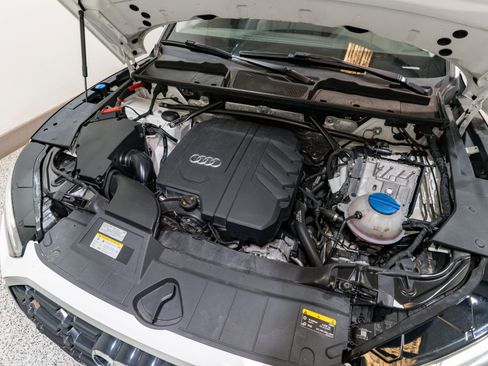 Used 2022 Audi Q5 2.0T Premium Plus image 34