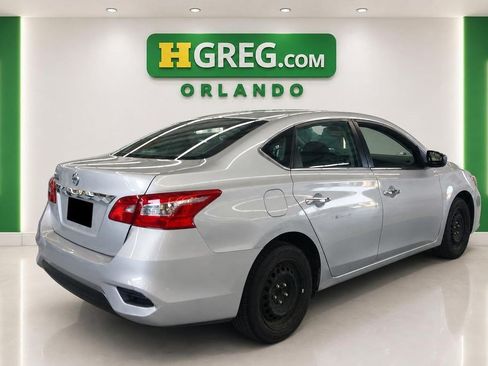 Used 2019 Nissan Sentra S FWD image 4