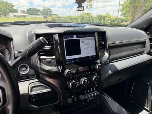 Used 2023 RAM 2500 Limited AWD/4WD image 12