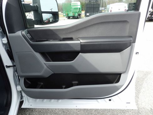 Used 2024 Ford F350 XLT w/ FX4 Off-Road Package image 39