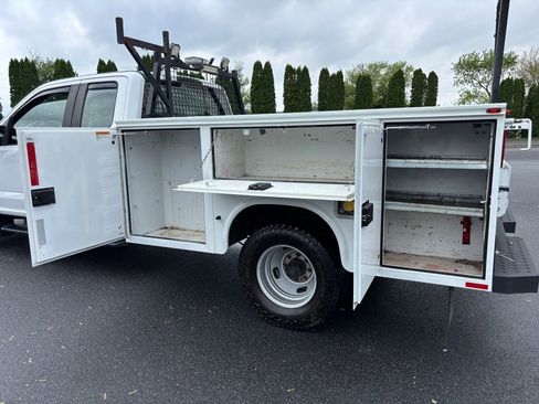Used 2019 Ford F350 XL w/ XL Value Package RWD image 8