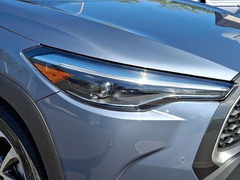 Certified 2024 Toyota Corolla Cross XLE w/ Convenience Package FWD image 9