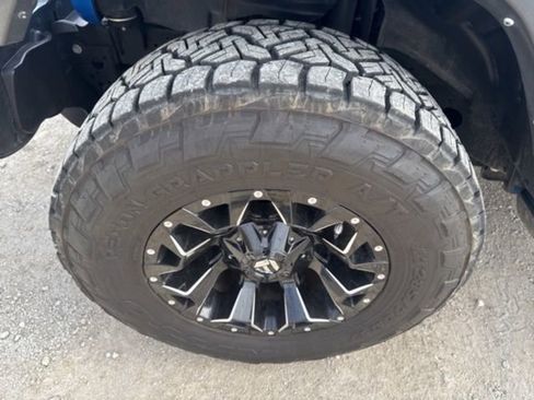 Used 2022 Jeep Gladiator Overland w/ Popular Equipment Package image 20