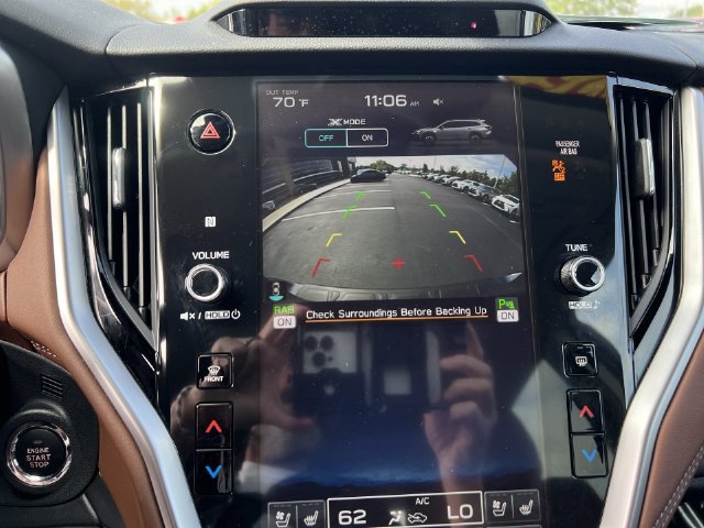Used 2025 Subaru Outback Touring XT AWD/4WD image 15