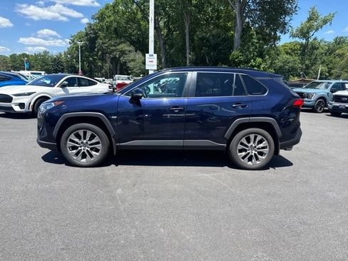 Used 2021 Toyota RAV4 XLE Premium AWD/4WD image 5