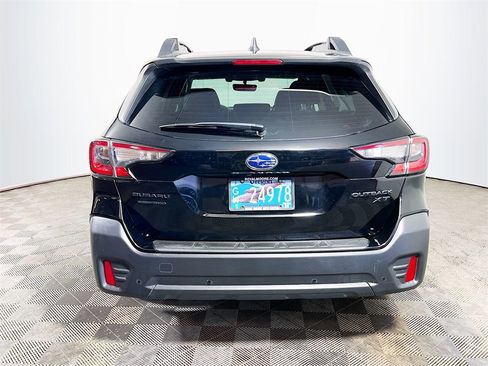 Certified 2022 Subaru Outback Onyx Edition XT w/ Popular Package #2 image 7
