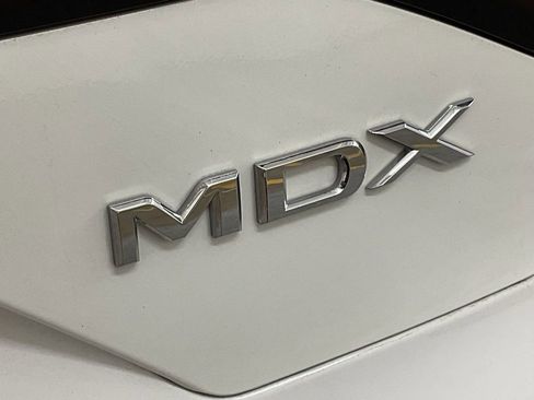 Used 2023 Acura MDX SH-AWD w/ Technology Package image 23
