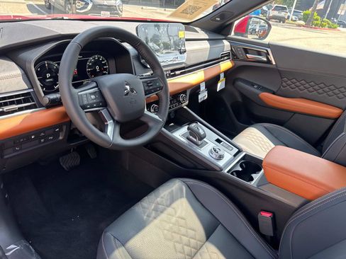 New 2025 Mitsubishi Outlander SEL AWD/4WD image 14