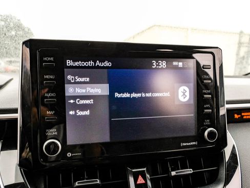 Used 2022 Toyota Corolla SE image 30