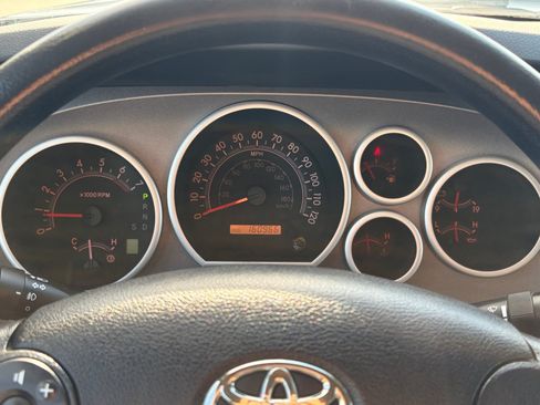 Used 2012 Toyota Tundra 4x4 CrewMax w/ TRD Off-Road Pkg image 21