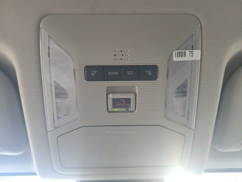 Used 2024 Toyota RAV4 LE image 30