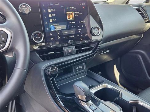 Used 2024 Lexus NX 350h AWD image 14