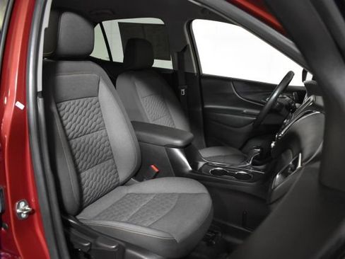Used 2018 Chevrolet Equinox LT AWD/4WD image 32