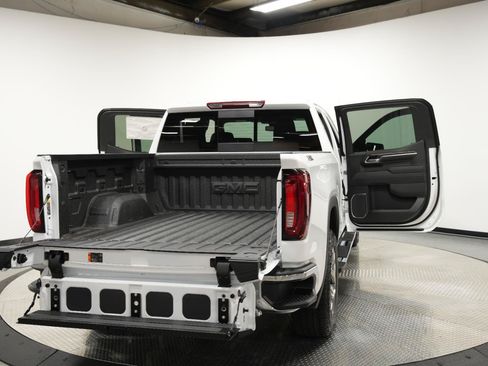 New 2026 GMC Sierra 1500 SLT w/ SLT Premium Plus Package AWD/4WD image 12