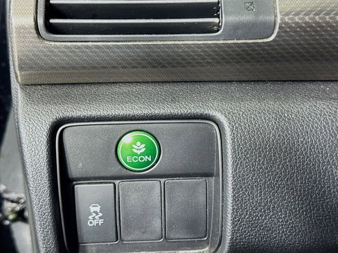 Used 2017 Honda Accord EX image 10