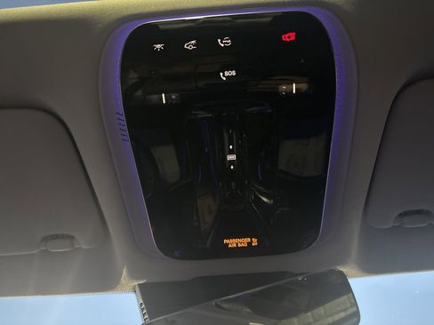 Used 2025 Mercedes-Benz E 450 4MATIC All-Terrain Wagon image 28