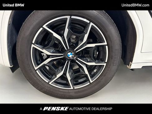Used 2023 BMW X4 xDrive30i w/ M Sport Package image 2