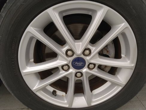 Used 2018 Ford Focus SE FWD image 31
