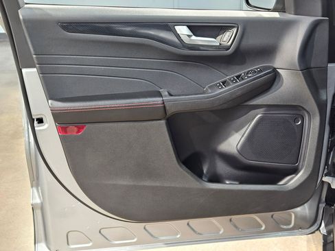 Used 2024 Ford Escape ST-Line image 20