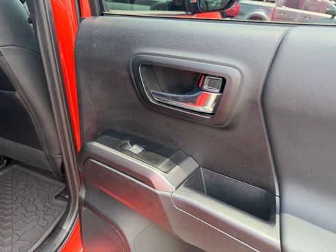 Used 2023 Toyota Tacoma TRD Pro AWD/4WD image 36