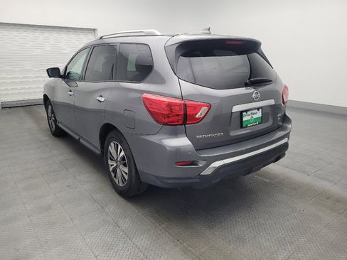 Used 2020 Nissan Pathfinder SL image 5